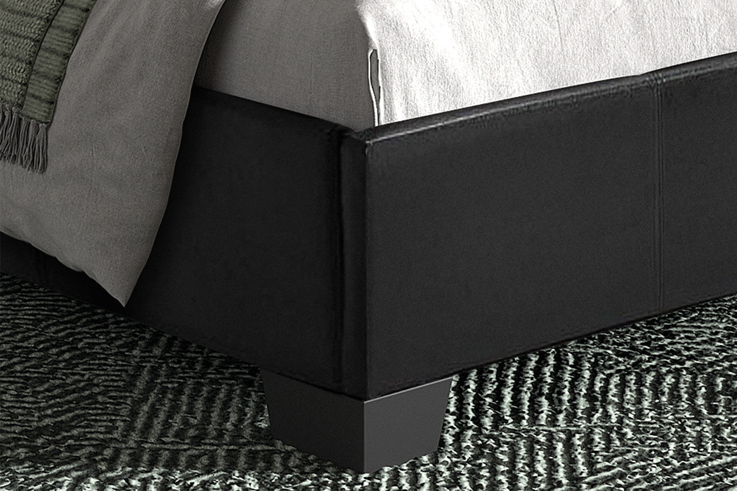 Bed Rudena 140/160x200 met lattenbodem PU Zwart